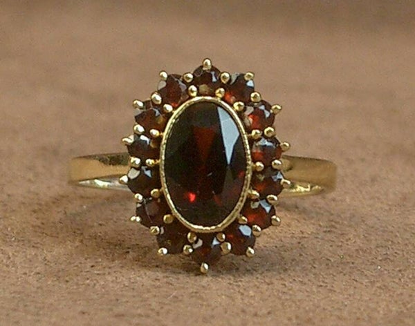 Bague ancienne fleur en vermeil et grenats