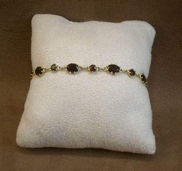 Bracelet en vermeil serti de grenats