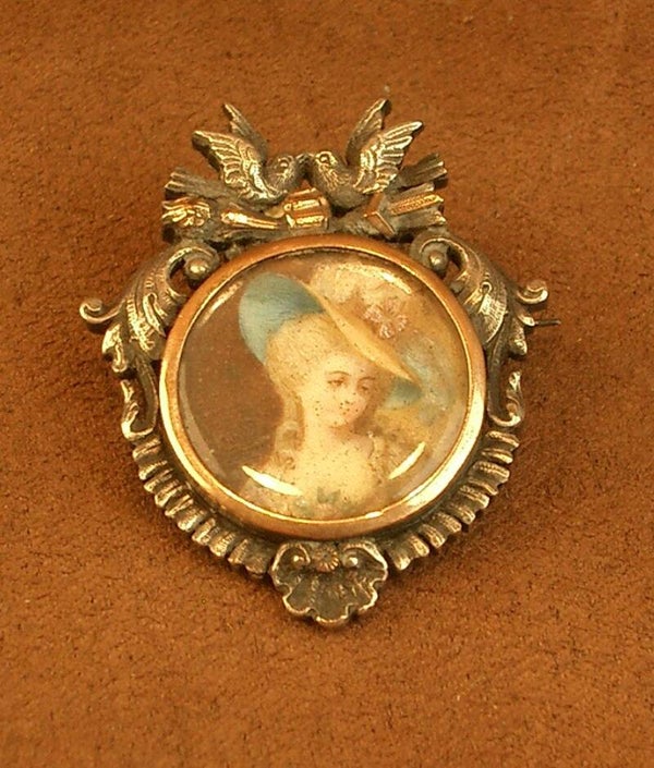 Belle broche ancienne en argent et vermeil, portrait miniature peint XIXe siècle