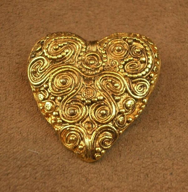 Broche coeur vintage en métal doré signée Jean-Louis SCHERRER