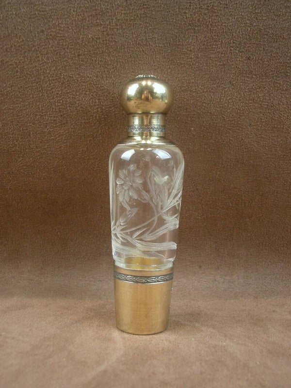 Flacon à liqueur de voyage en vermeil et cristal taillé Art Nouveau