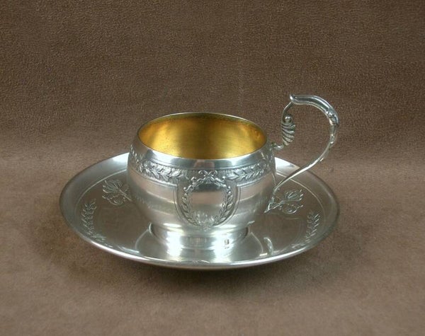 Belle tasse et sa sous-tasse en argent massif orfèvre Victor Boivin