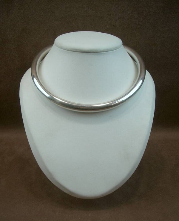 Large collier jonc torque en argent massif