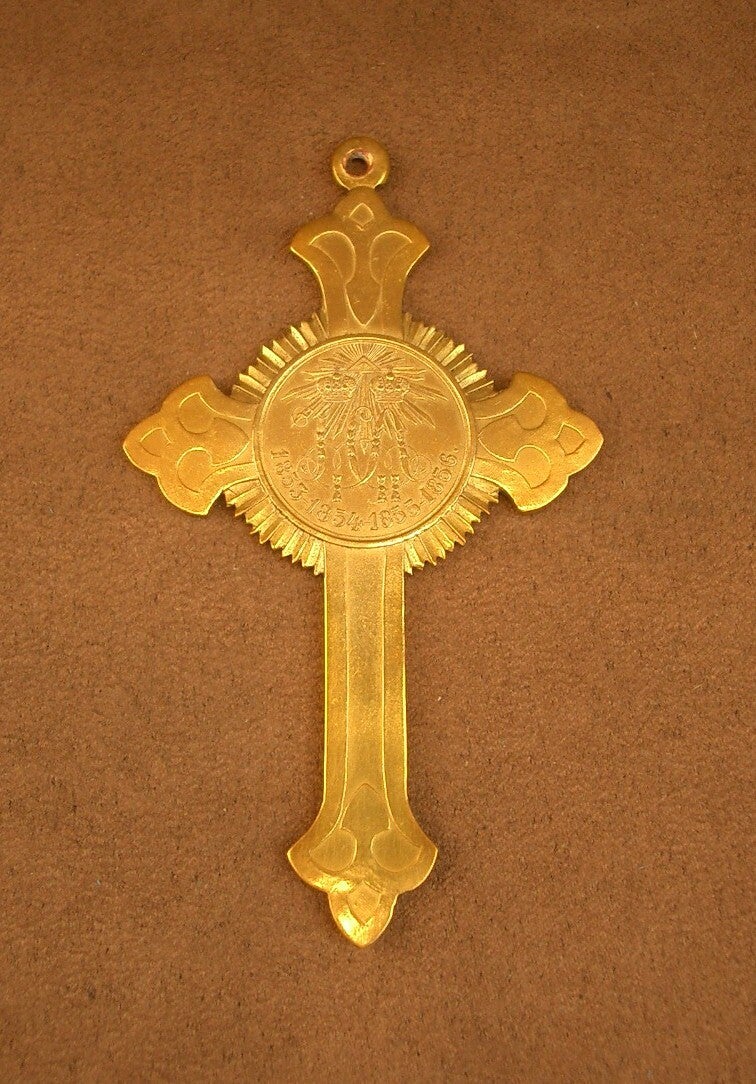 Rare croix en métal doré Commémorative de la Guerre de Crimée Russsie 1856