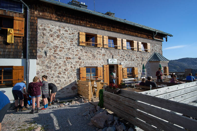 st-072.jpg