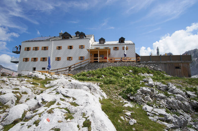 st-081.jpg