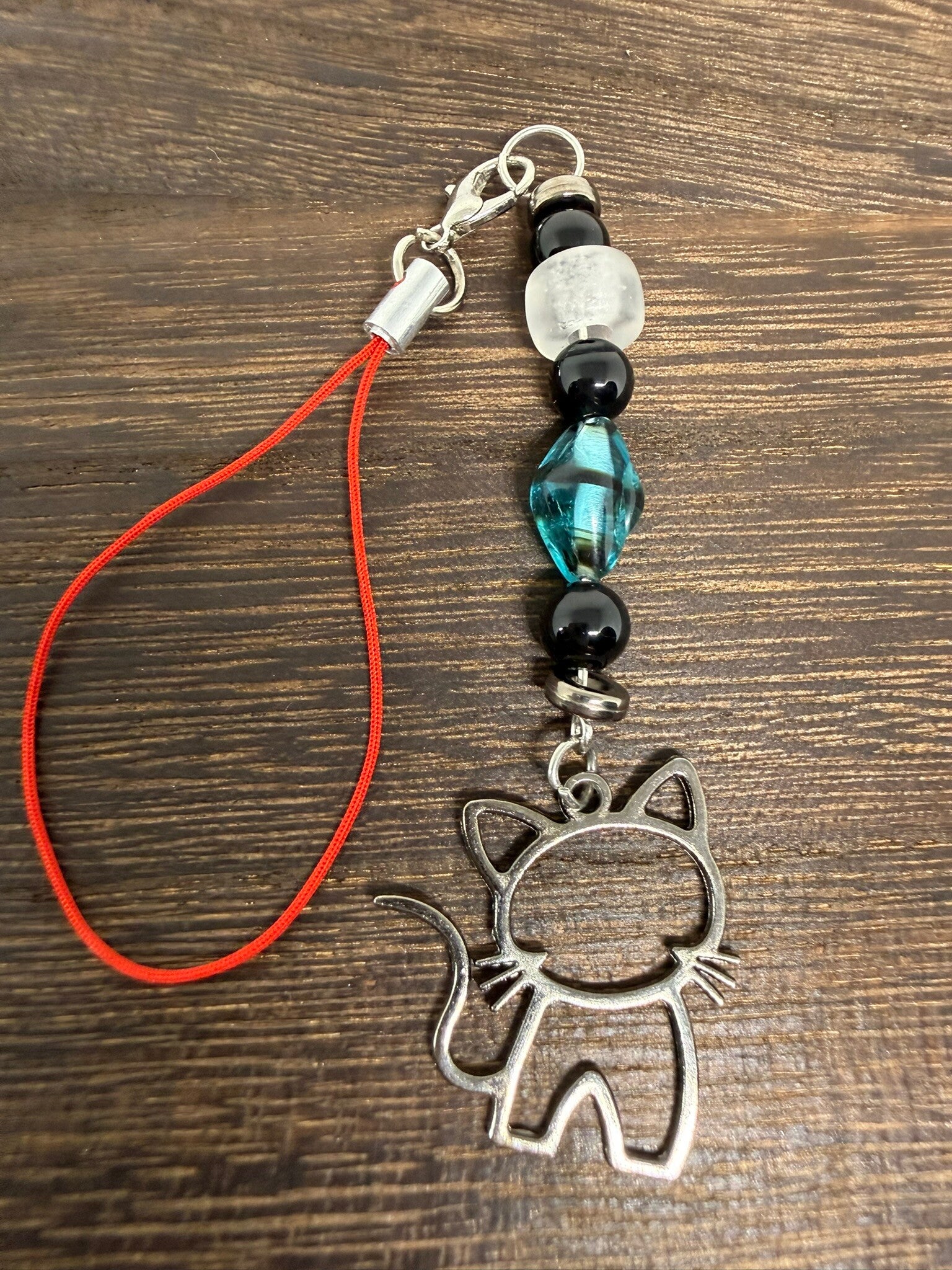 Charm - Black Onyx, White and Turquoise Glass Beads, Gunmetal Grey Cat Charm