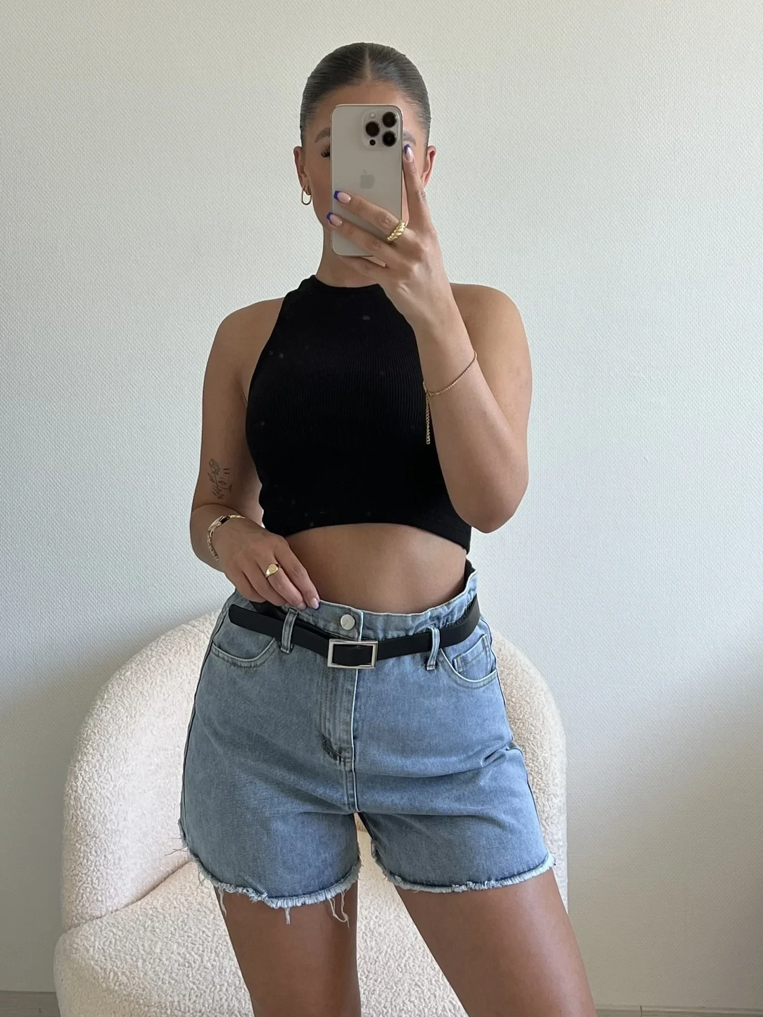 MUST HAVE DENIM SHORTS