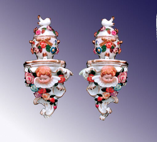 Saxon Dresden porcelain wall consoles – cherub and egg design – handmade East German porcelain – Groenensteyn Light. / орнамент – изделие ГДР ручной работы – Groenensteyn Light.