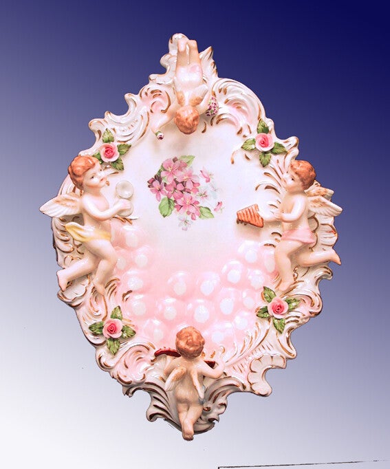 Saxon Dresden porcelain cloud-shaped bowl with cherub - hand-painted DDR porcelain – Groenensteyn Light. / Саксонская дрезденская фарфоровая чаша в форме облака с амуром – ручная роспись ГДР – Groenensteyn Light.