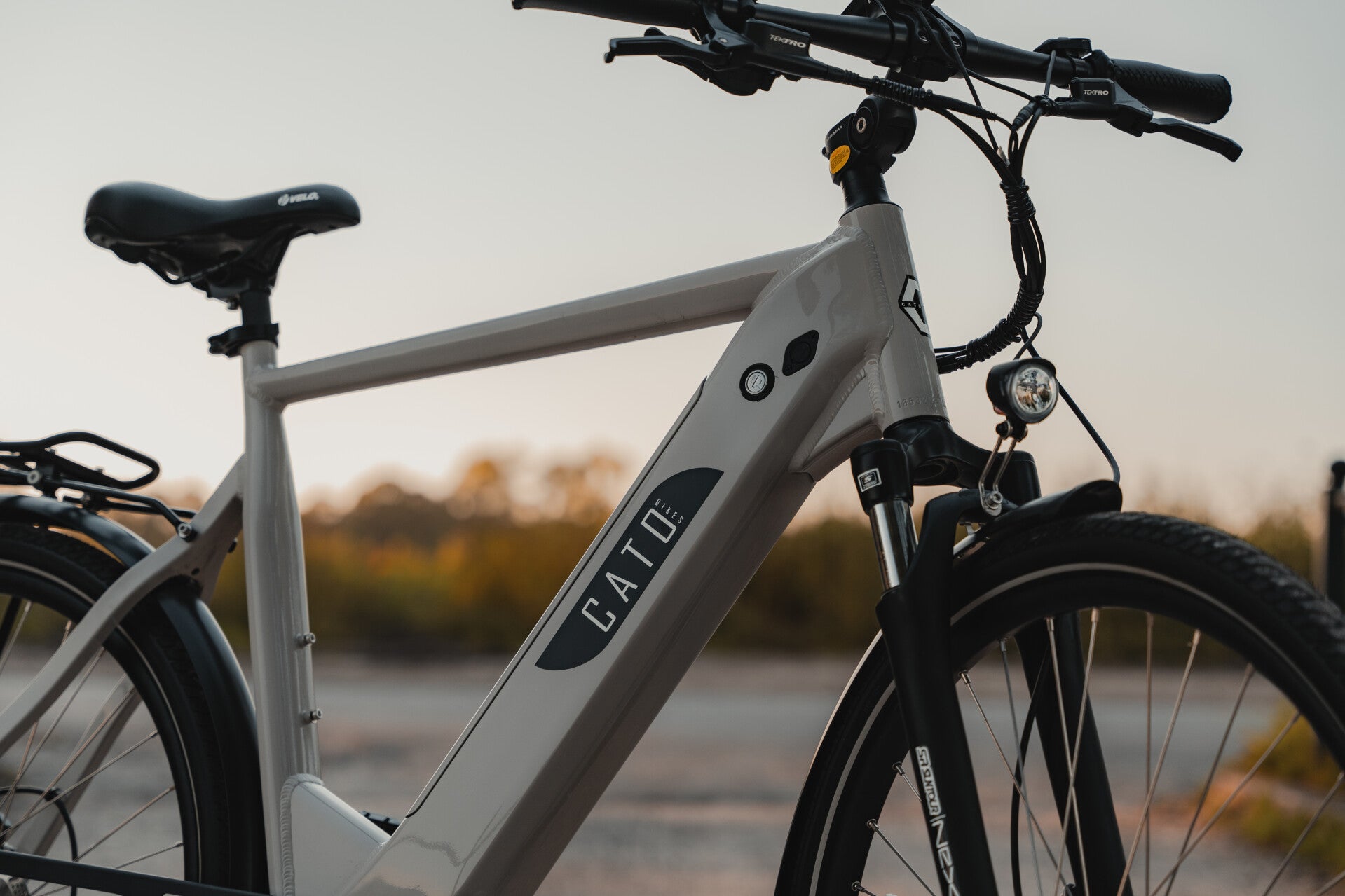 CATO urban cruiser | warm grey | 61 cm