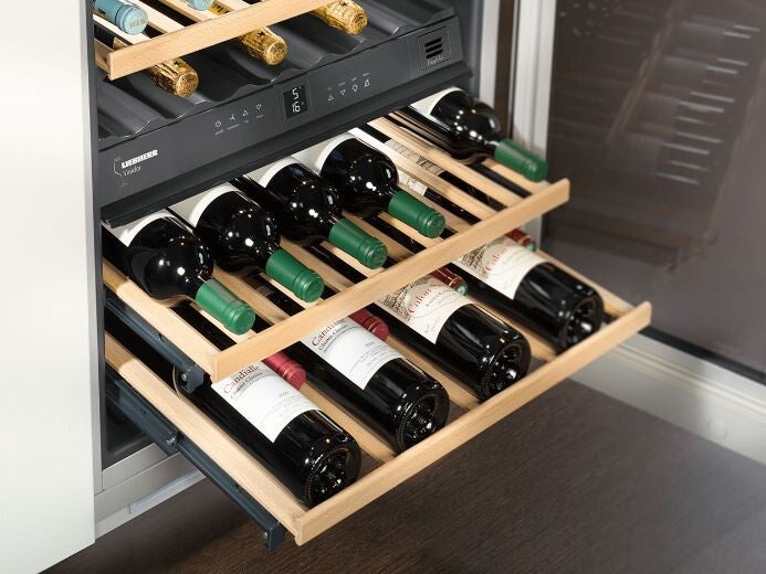 Keuken Dalen, Interieur Dalen, Meubels Dalen, Badkamer Dalen, Badkamer Emmen, Badkamer Meppel, Badkamer Hoogeveen, Stijlvolle badkamer, rond badmeubel, ronde keuken, luxe badkamers, luxe keukens, exclusieve badkamer, exclusieve keuken, badkamer installati