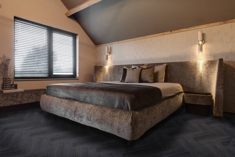 pvc vloer Dalen, pvc Dalen, woonvloer Dalen, pvc vloer Drenthe, Visgraatvloer, Hongaarsepunt, weense punt, pvc vloer in visgraat, visgraatvloer Dalen, Woonvloer Drenthe, exclusieve vloeren, exclusieve vloeren, luxe vloeren, kwaliteits vloeren, wonen