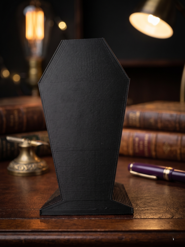 Stiftehalter "Eternal Rest" – Organisiere deinen Schreibtisch mit Stil
