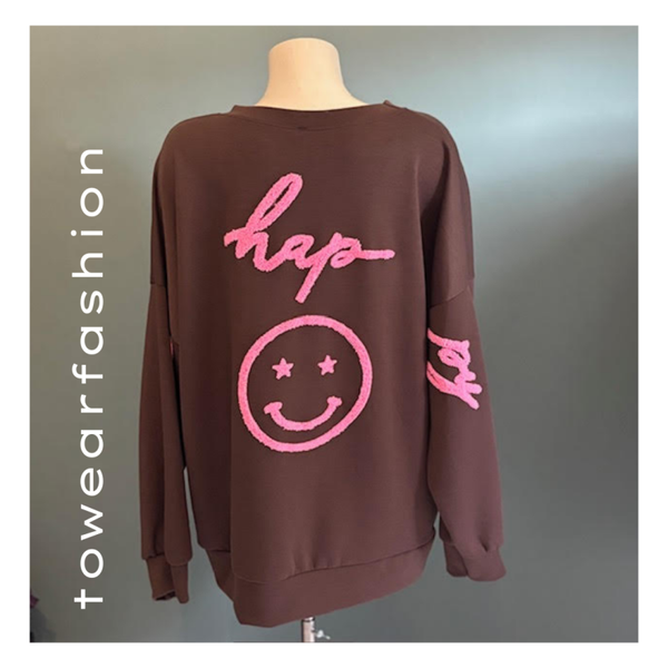 SWEATER HAPPY ✦ Bruin  ✦  Because happy looks good on you