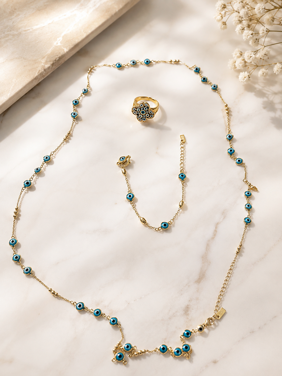 Elegance with a touch of protection.