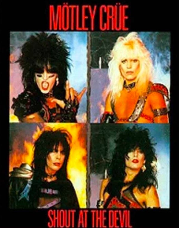 CAMISETA MOTLEY CRUE SHOUT AT THE DEVIL