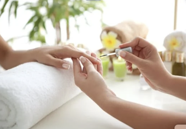 MANICURE & Hand Renewal