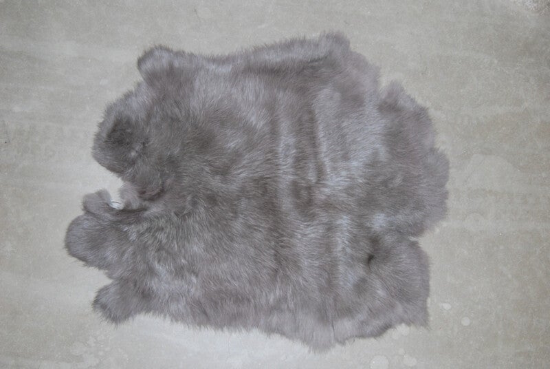 Konijnenvacht licht grijs.