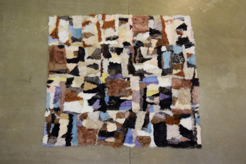 Toscaans schapenvachttapijt patchwork gekleurd 190 cm x 210 cm