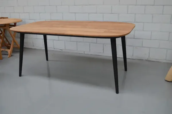 Eetkamertafel "Sophie" in teak