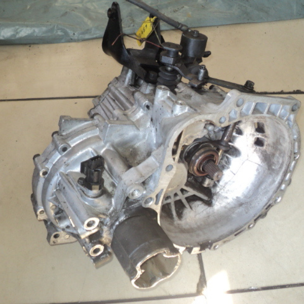 Hyundai Getz G4ED 1.6 16v 5spd gearbox - MANUAL