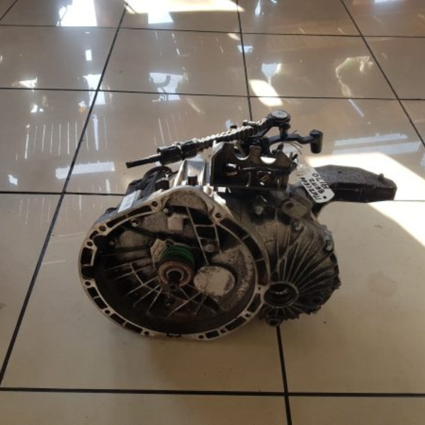Mercedes Benz A170 - Manual gearbox