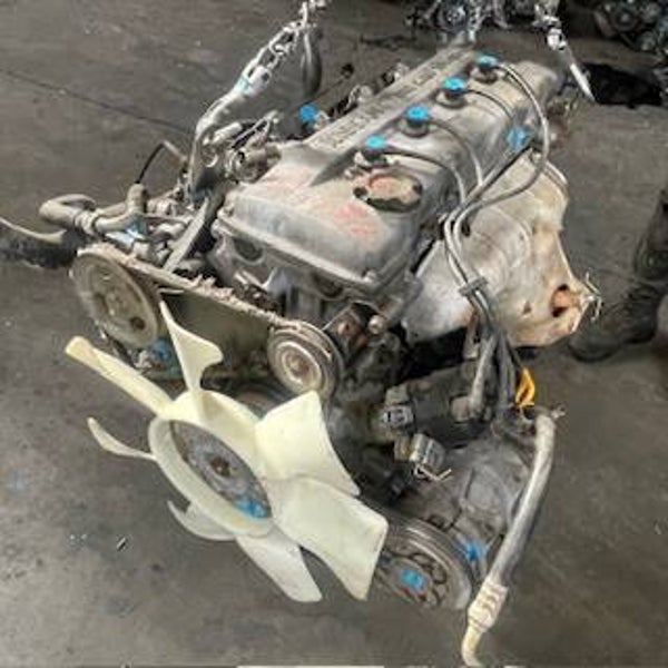 Nissan NP300 Engine 2.4 16v (KA24) - PETROL