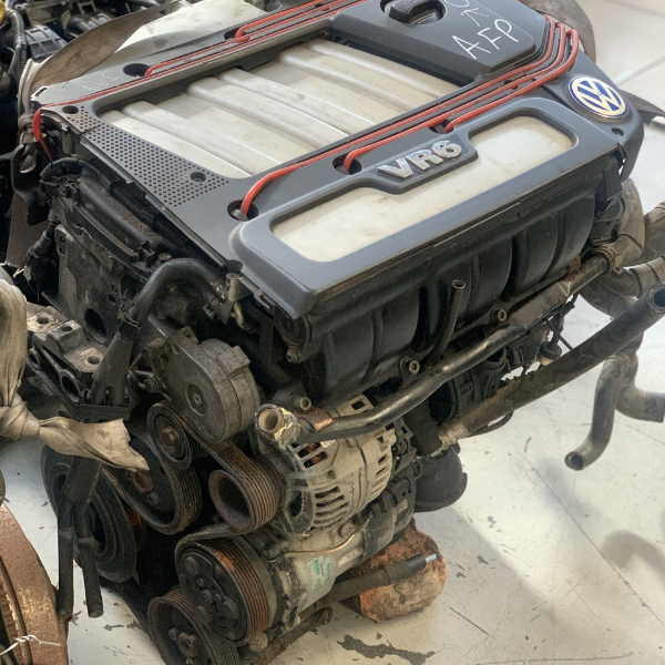 Volkswagen engine golf vr6 2.8 6cyl - PETROL
