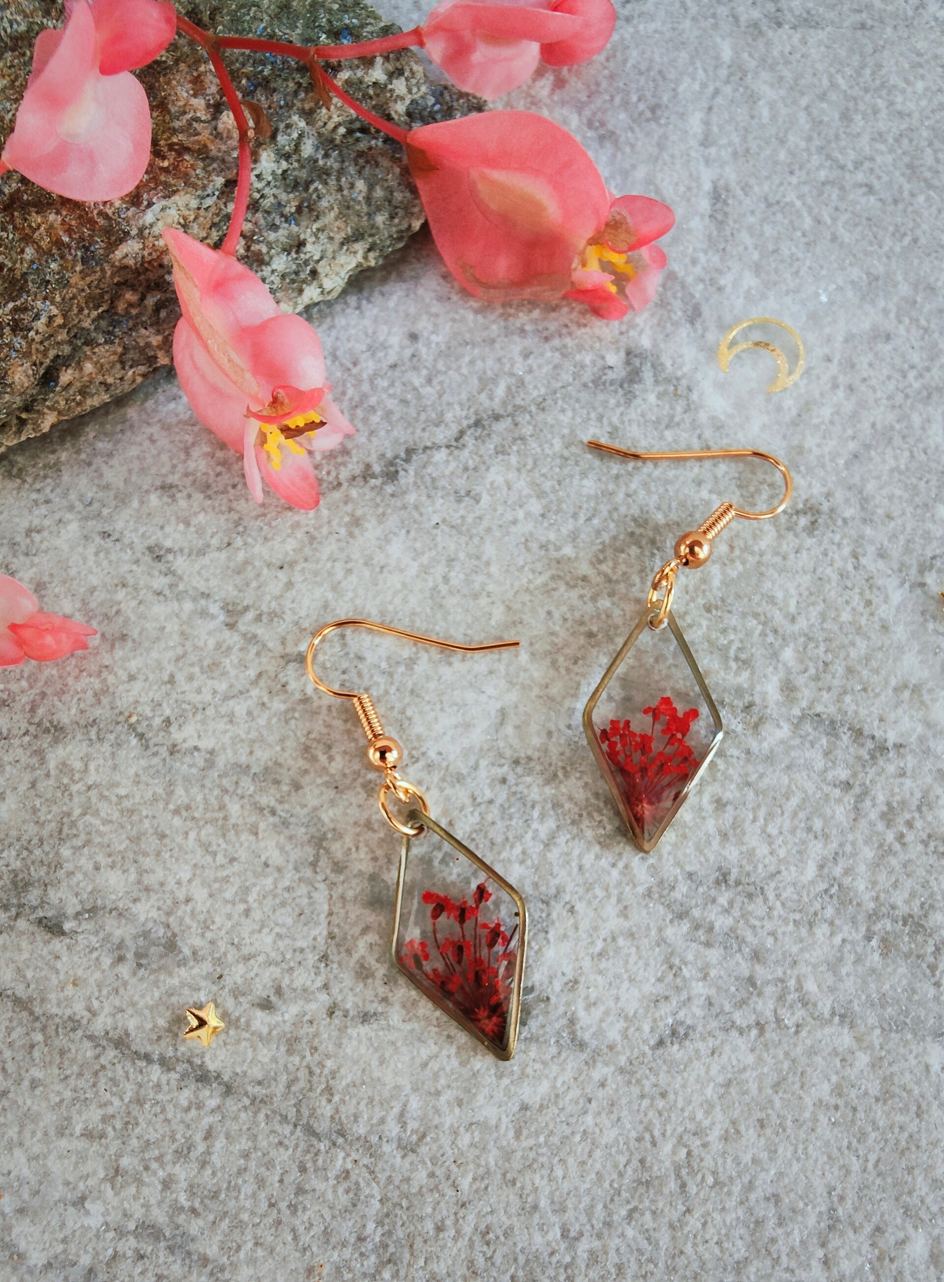 ⁕ Boucles d'oreilles Losange - Acier inoxydable - Fleurs rouges