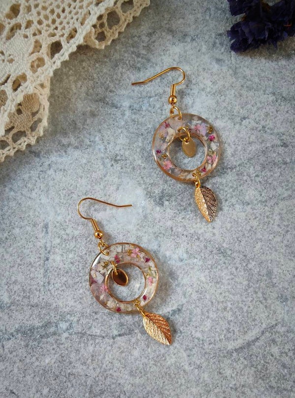 ⁕ Boucles d'oreilles Plume - Forme ronde - Rose pale