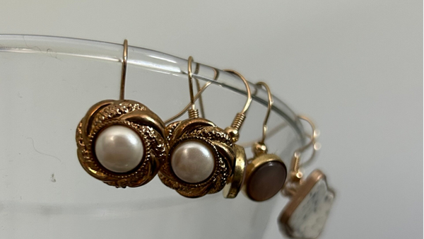 Gold peral