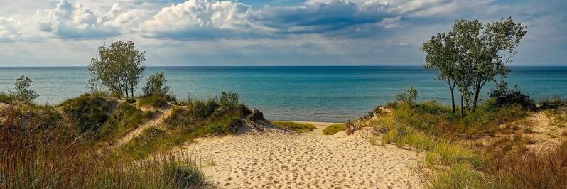 Adelina Zwaan Anna Conradi AZ Books ebook Neuerscheinung Buch Roman lesen Auszeit Muffins Wie entsteht eigentlich ein Cover? Nun, zuerst definiere ich das Genre, wähle die dazu benötigten Grundfarben aus und suche meist monatelang nach dem einen unverwech