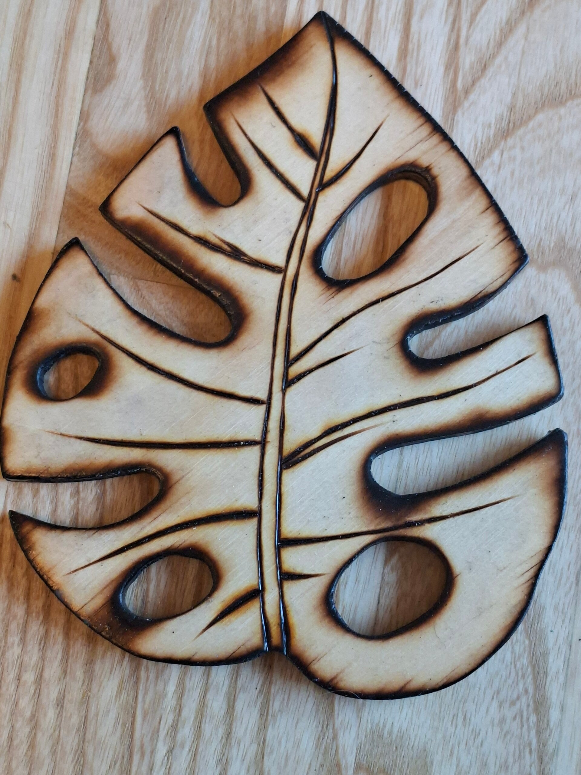 onderzetter monstera hout
