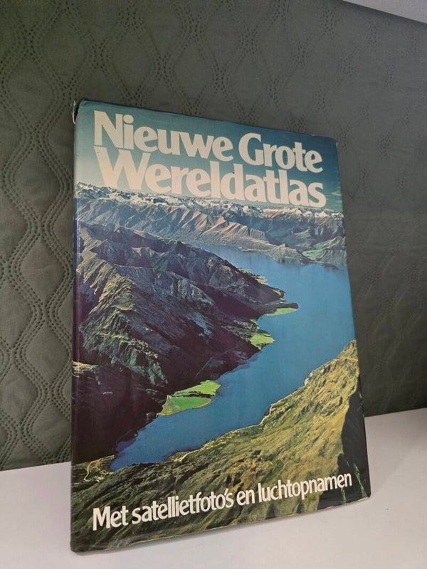 Nieuwe Grote Wereldatlas