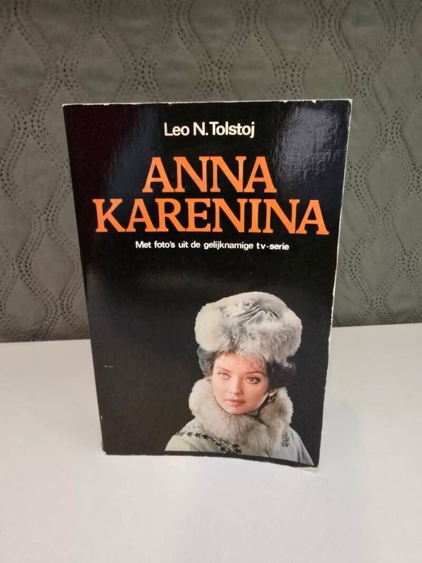 Anna Karenina – Leo N. Tolstoj