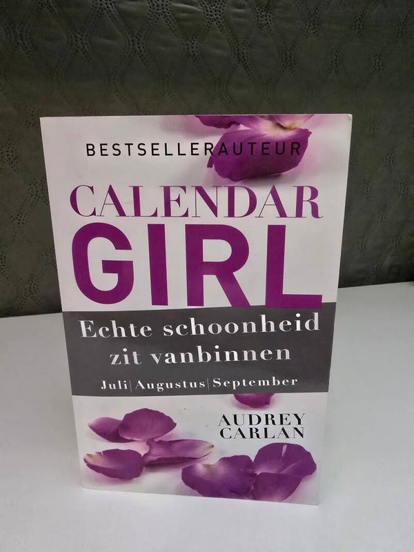 Calendar Girl: Echte schoonheid zit vanbinnen – Audrey Carlan