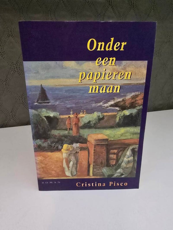 Cristina Pisco – Onder een papieren maan