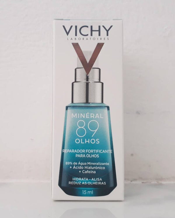 CONTORNO DE OJOS CON ÁCIDO HIALURÓNICO