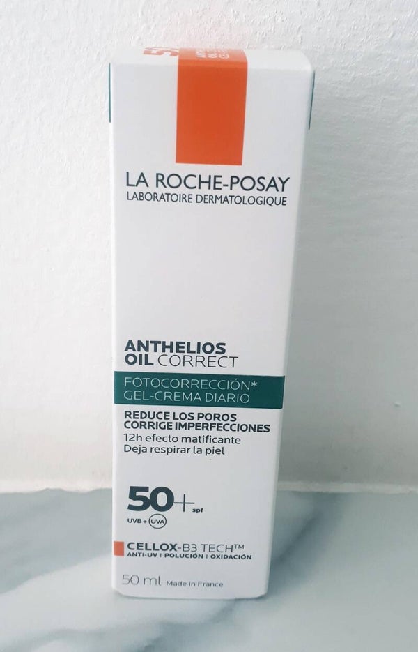 ANTHELIOS OIL CORRECT SPF50+