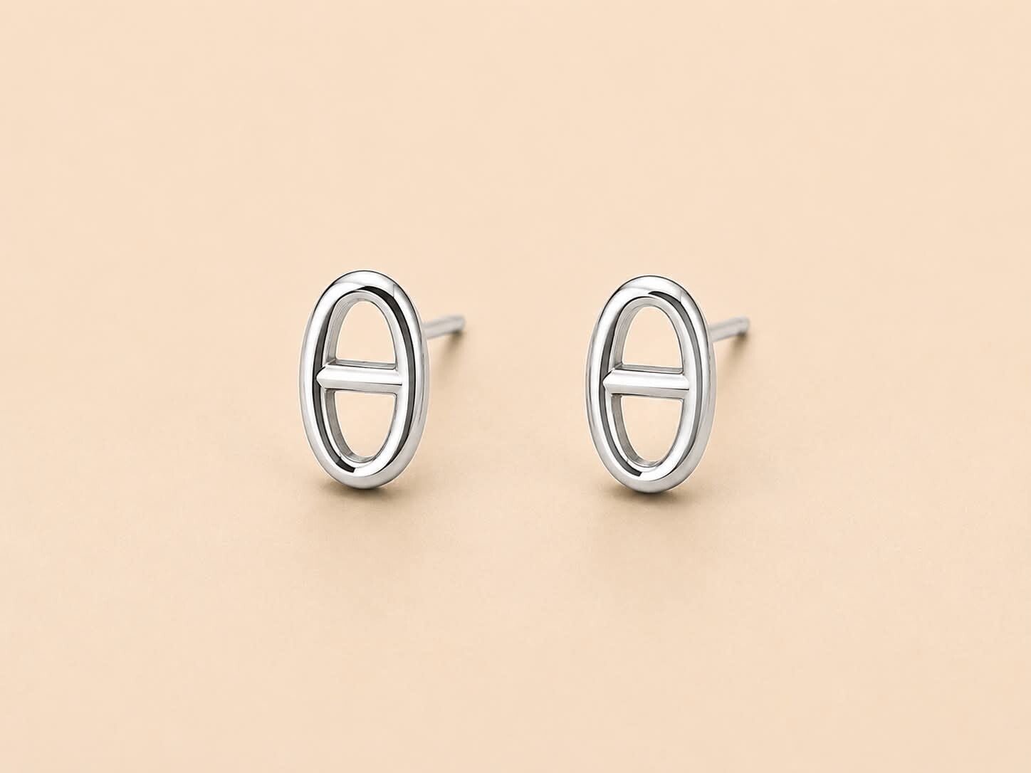 Boucles d'oreilles puces motif ovale style moderne Argent