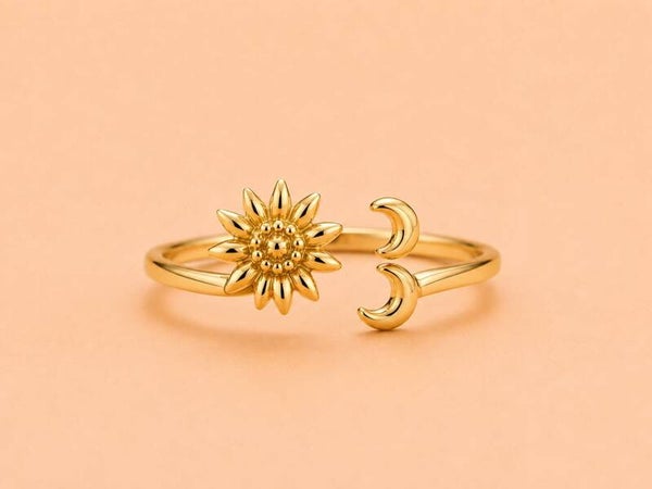 Bague dorée ouverte à l'avant soleil et deux lunes