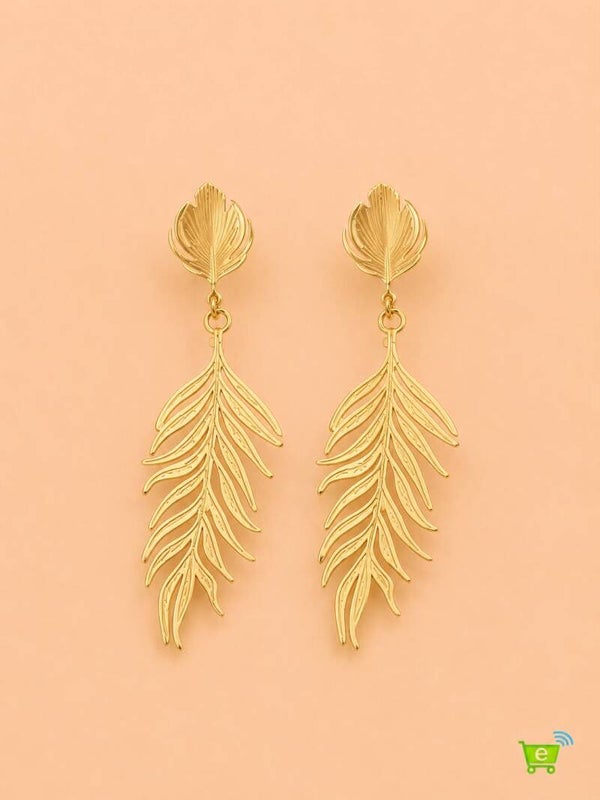 Boucles d'oreilles dorées pendantes feuilles tropicales gravées