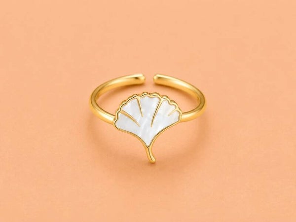 Bague ajustable feuille Ginkgo nacrée Doré