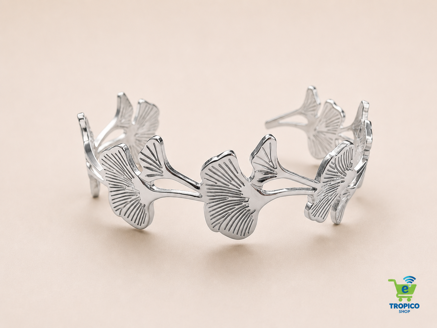 Bracelet manchette à feuilles de ginkgo sculptées Argenté