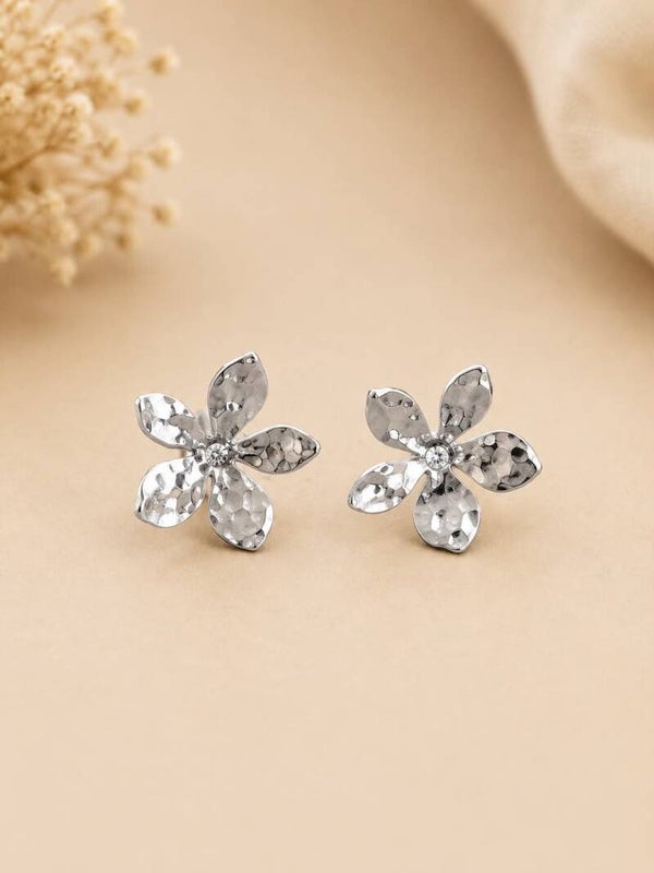 Puces d'oreilles fleurs à pétales délicats Argent