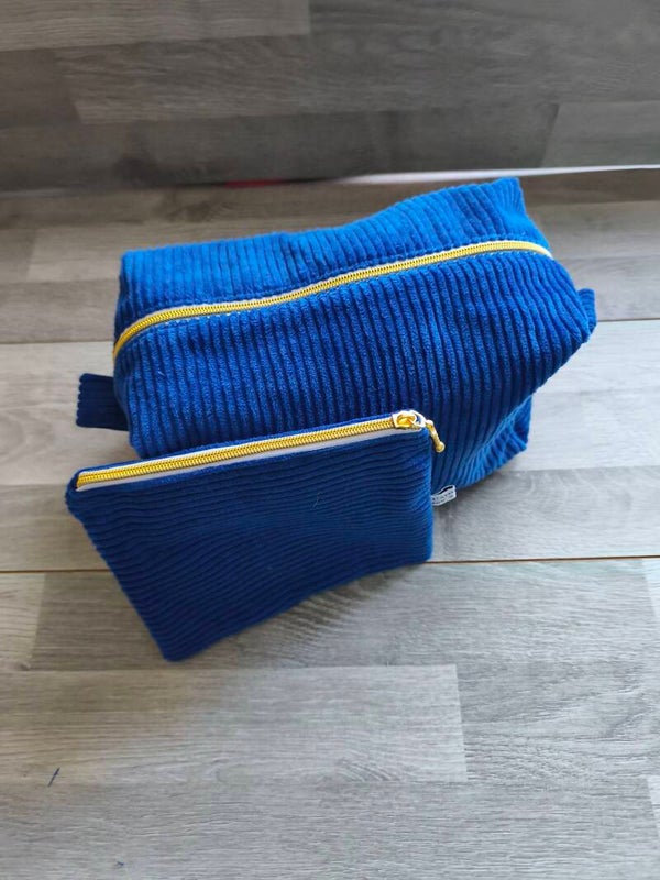 Trousse appoint + trousse à maquillage
