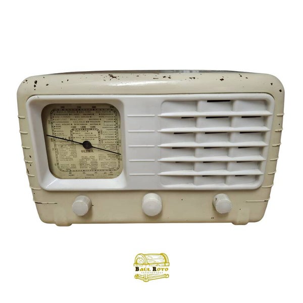 Antigua radio de válvulas ULTRA-1947