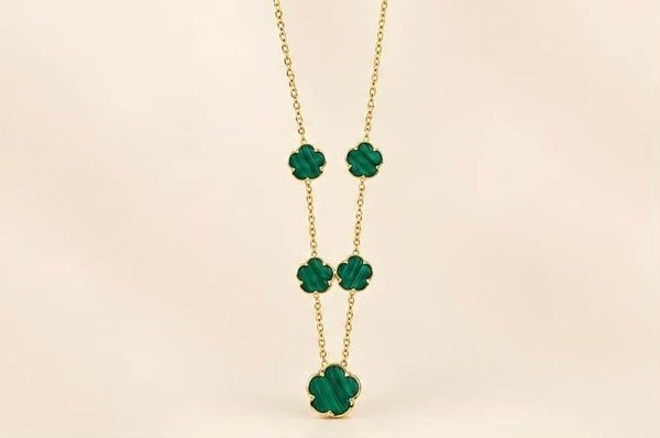 Collier trèfle vert