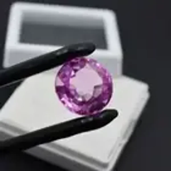 Amazing hot pink sapphire